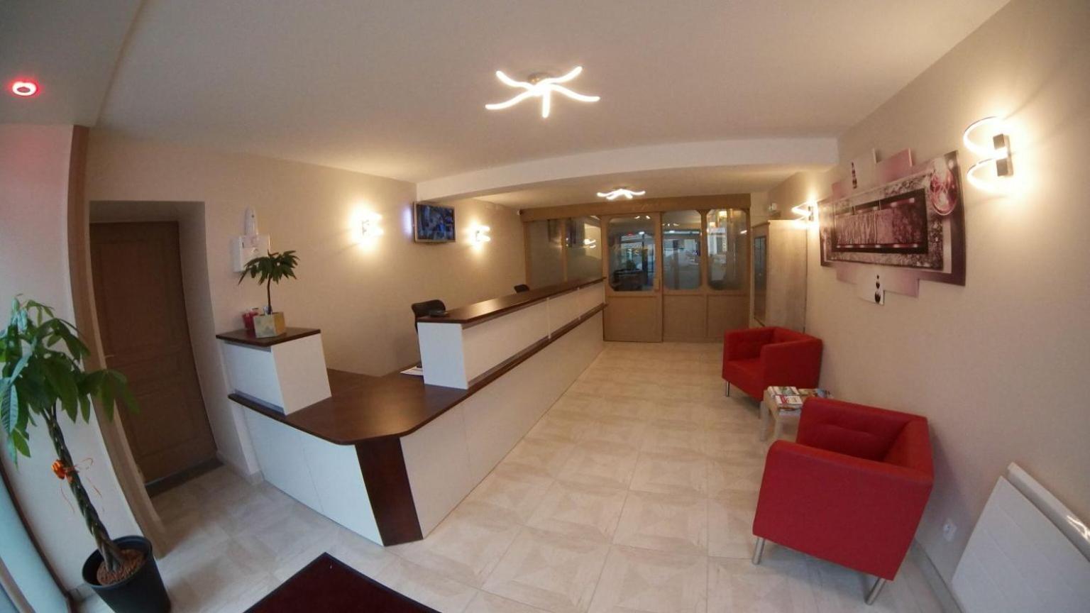Nevers Hotel Bagian luar foto