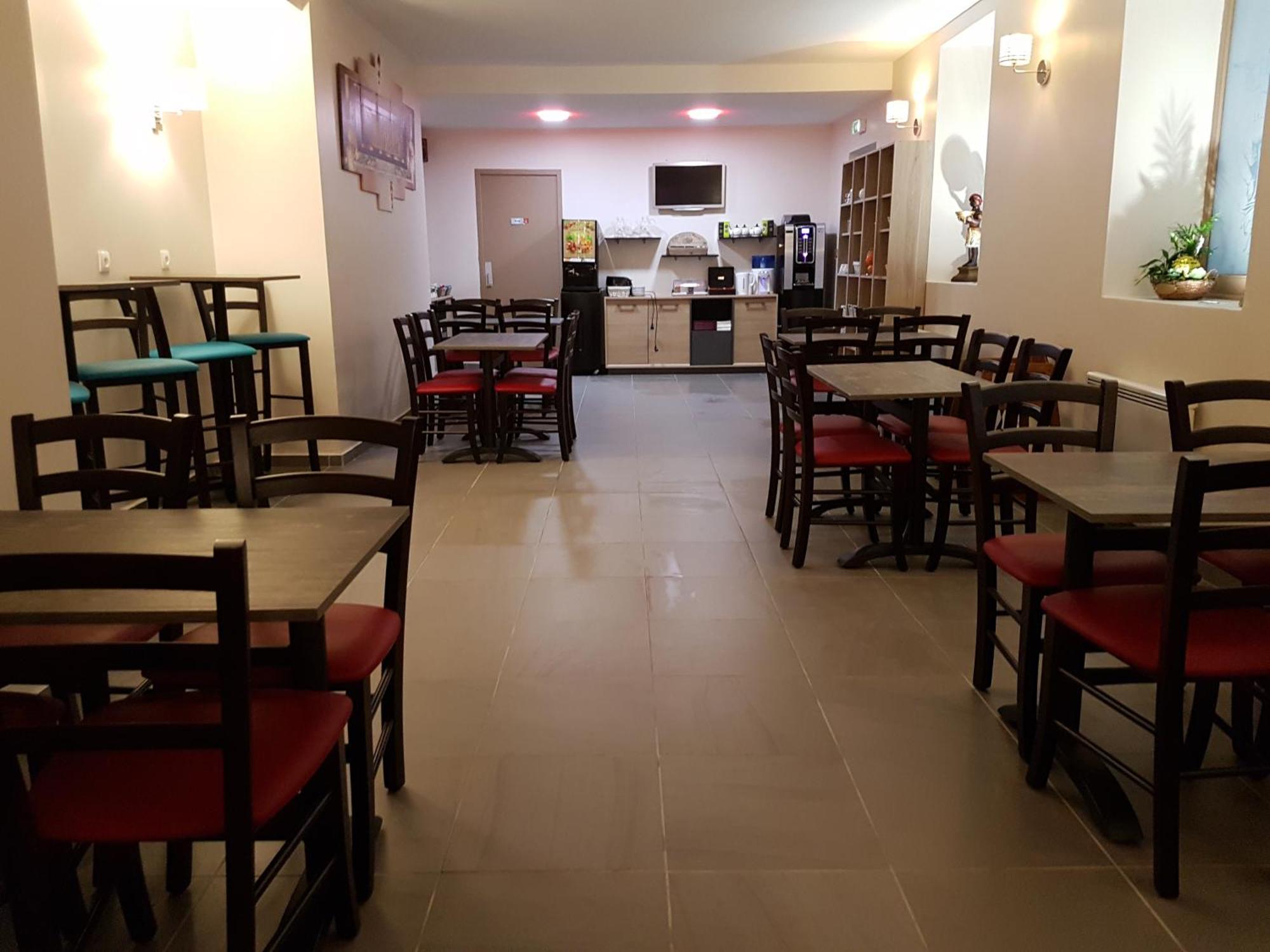 Nevers Hotel Bagian luar foto