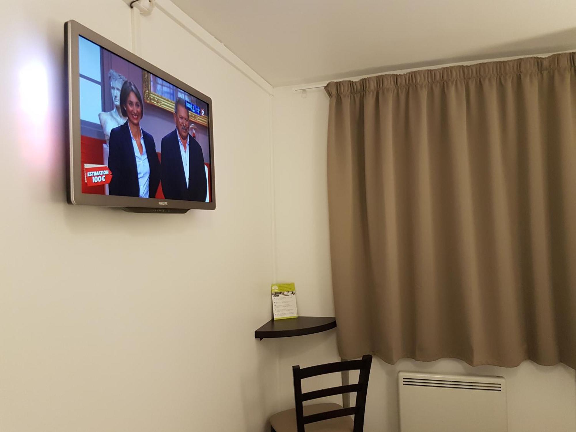 Nevers Hotel Bagian luar foto